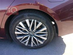 نيسان ألتيما